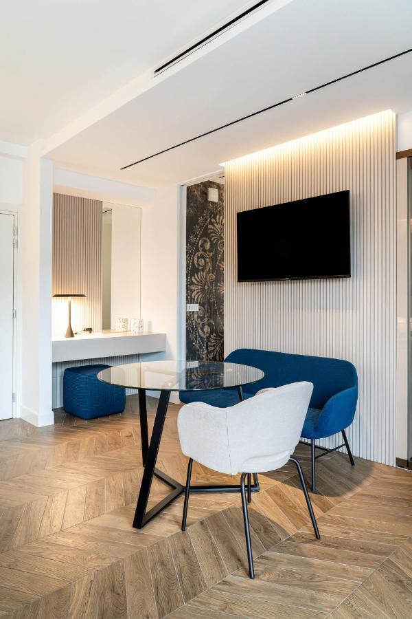 Donna Giacinta Blu Luxury Flat Apartamento Bari Exterior foto