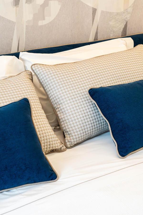 Donna Giacinta Blu Luxury Flat Apartamento Bari Exterior foto